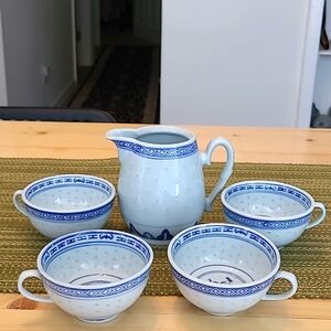 VINTAGE Chinese Rice Grain/Eyes Pattern White Flower Cups Set of 4 with Creamer